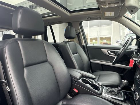 Used 2011 Mercedes-Benz GLK 350 4MATIC image 31