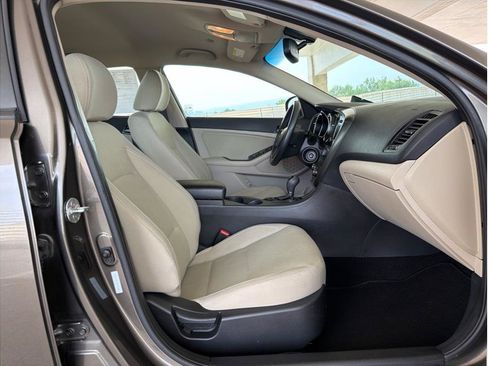 Used 2013 Kia Optima LX w/ Convenience Plus Pkg FWD image 14