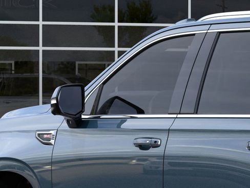 New 2026 GMC Yukon Denali image 13