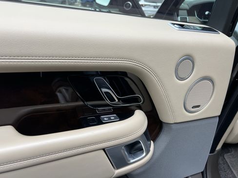 Used 2021 Land Rover Range Rover Westminster Edition image 26