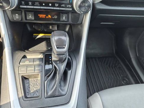 Used 2019 Toyota RAV4 XLE Premium w/ Advanced Technology Package FWD image 12