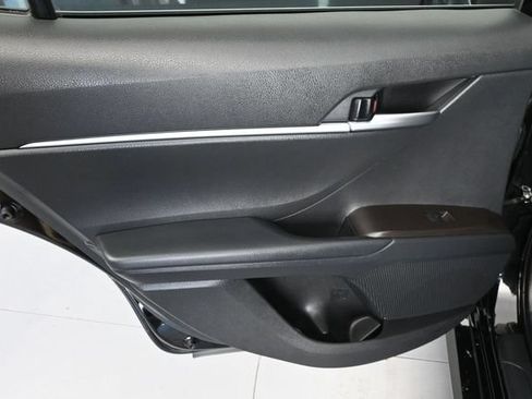 Used 2023 Toyota Camry LE w/ Convenience Package FWD image 28
