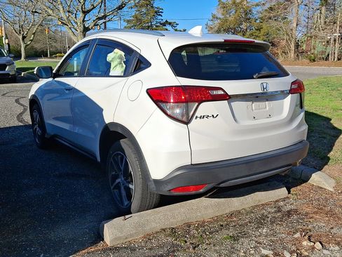 Certified 2021 Honda HR-V EX image 4