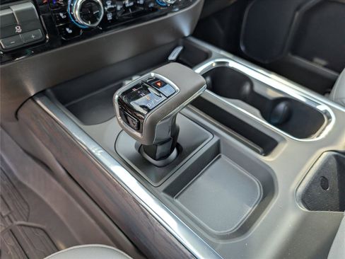 New 2026 GMC Sierra 1500 SLT w/ SLT Premium Plus Package AWD/4WD image 34