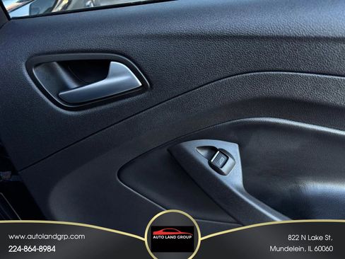 Used 2019 Ford Escape SE image 21