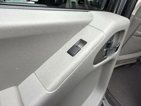 Used 2021 Nissan Frontier SV AWD/4WD image 14