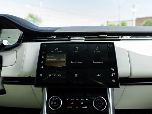Used 2023 Land Rover Range Rover Long Wheelbase Autobiography AWD/4WD image 42
