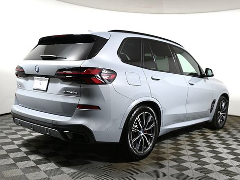 Certified 2025 BMW X5 xDrive50e w/ M Sport Package image 7