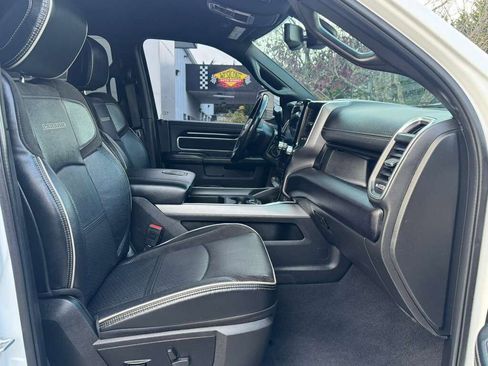 Used 2022 RAM 2500 Laramie image 8