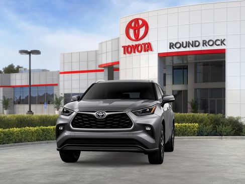 New 2026 Toyota Highlander XLE image 18