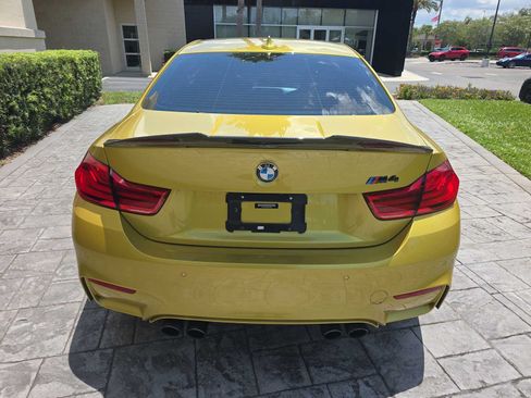 Used 2019 BMW M4 Coupe w/ Competition Package RWD image 5