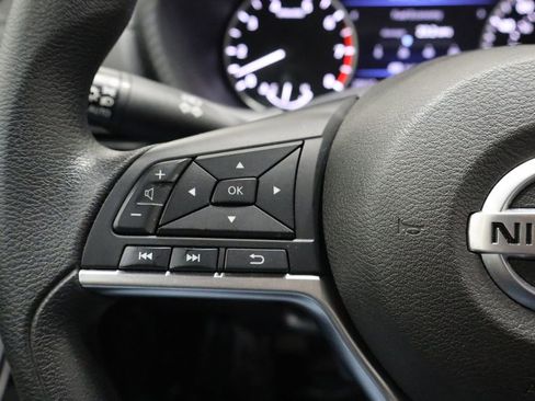 Used 2023 Nissan Sentra SV image 16