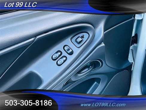 Used 2000 Ford Mustang GT RWD image 9