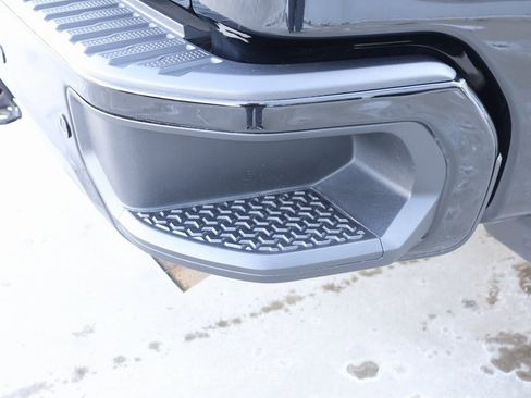 Used 2024 GMC Sierra 3500 AT4 w/ AT4 Preferred Package image 41