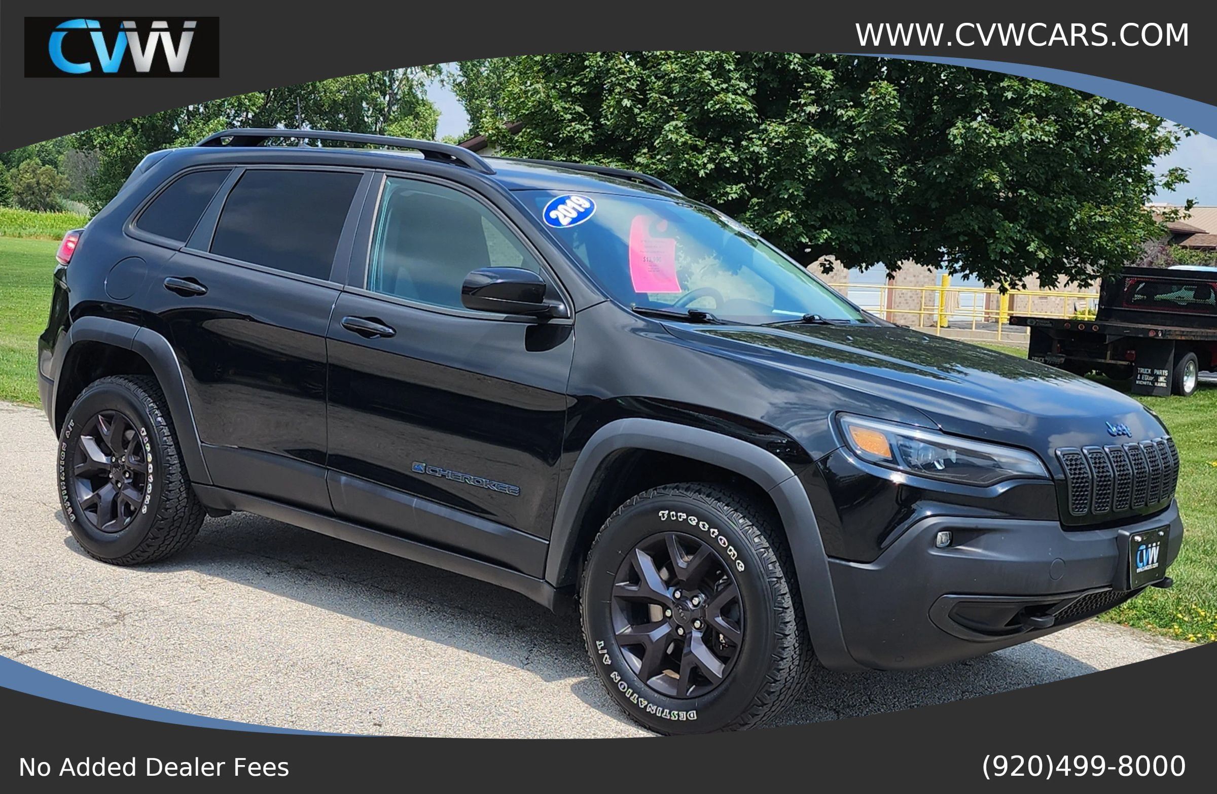 Used 2019 Jeep Cherokee Latitude AWD/4WD image 1