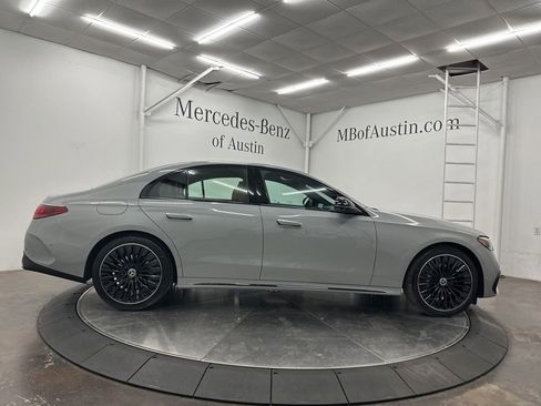 New 2026 Mercedes-Benz E 350 4MATIC Sedan image 8