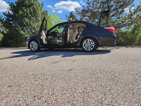 Used 2010 BMW 535i xDrive Sedan image 24