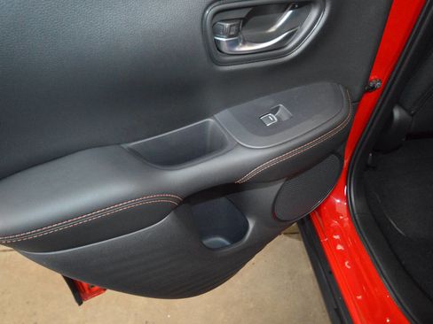 Used 2025 Honda HR-V Sport image 22