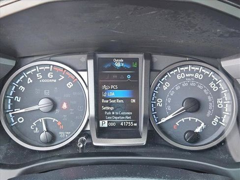 Certified 2023 Toyota Tacoma TRD Off-Road AWD/4WD image 14
