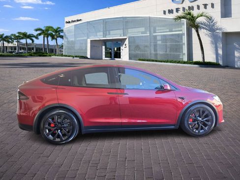 Used 2023 Tesla Model X Plaid image 8