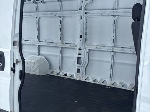 Used 2023 RAM ProMaster 2500 image 23