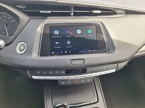 Used 2023 Cadillac XT4 Premium Luxury w/ Cold Weather Package AWD/4WD image 12