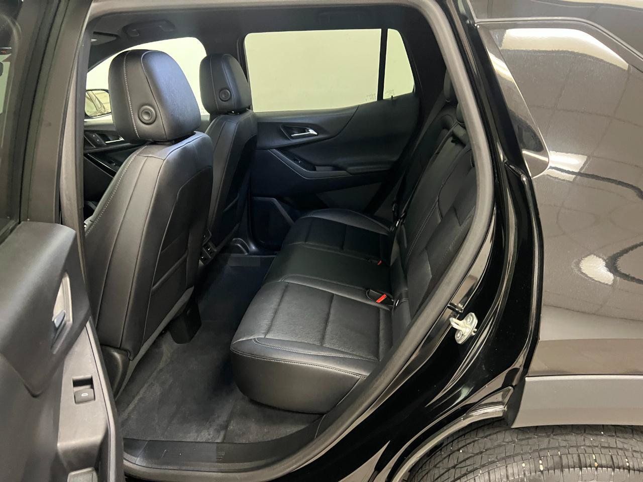 Used 2025 Chevrolet Equinox LT w/ Convenience Package II FWD image 26