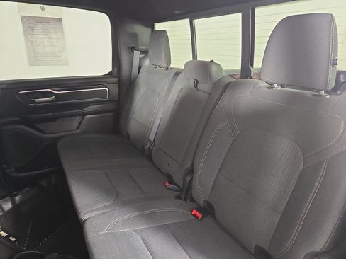Used 2022 RAM 1500 Big Horn AWD/4WD image 13