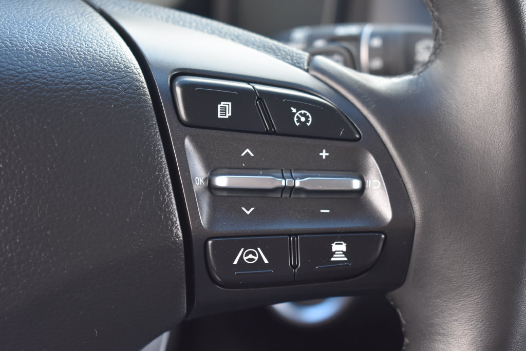 Certified 2023 Hyundai Kona Limited FWD image 26
