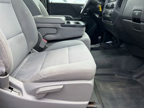 Used 2015 Chevrolet Silverado 1500 W/T AWD/4WD image 18