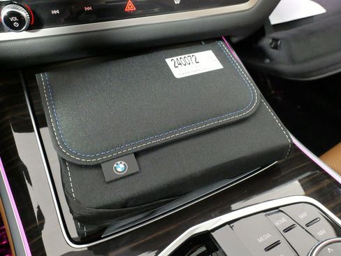 Used 2024 BMW X5 xDrive40i image 54