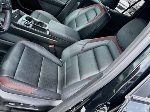Used 2025 Chevrolet Equinox RS w/ Safety and Technology Package FWD image 16