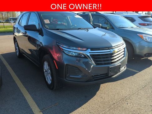 Used 2022 Chevrolet Equinox LS image 3