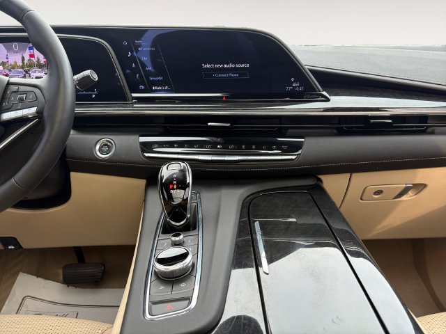 Certified 2024 Cadillac Escalade Premium Luxury w/ LPO, Floor Liner Package AWD/4WD image 11