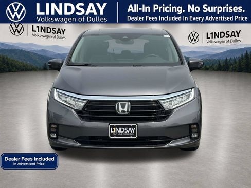 Used 2023 Honda Odyssey EX-L image 3