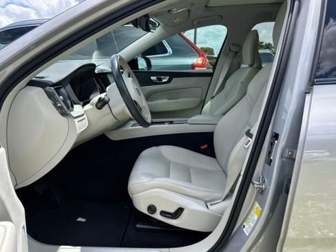 Used 2024 Volvo XC60 B5 Plus AWD/4WD image 2