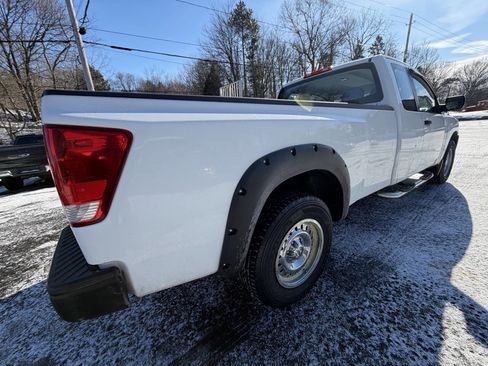 Used 2008 Nissan Titan XE image 8