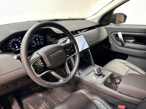New 2025 Land Rover Discovery Sport S image 12