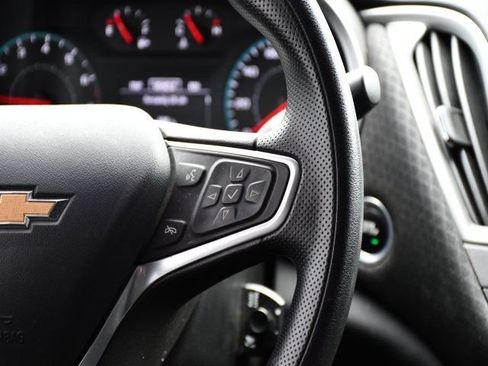 Used 2022 Chevrolet Malibu LS FWD image 24