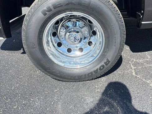 New 2026 RAM 3500 Laramie AWD/4WD image 32