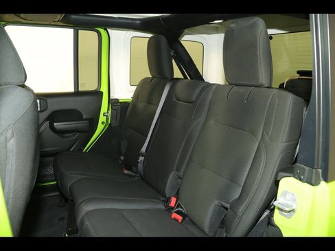 Used 2021 Jeep Wrangler Unlimited Sport image 23