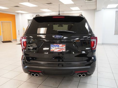 Used 2018 Ford Explorer Sport w/ Equipment Group 401A AWD/4WD image 9