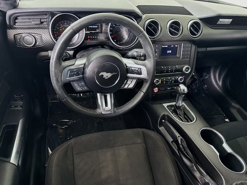 Used 2019 Ford Mustang Coupe image 17