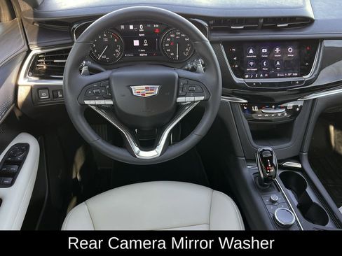 Used 2025 Cadillac XT6 Sport w/ Technology Package image 14