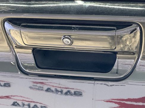 Used 2025 RAM 1500 Laramie image 12