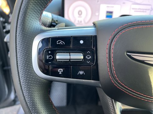 Used 2025 Genesis G80 2.5T Sport Prestige image 19