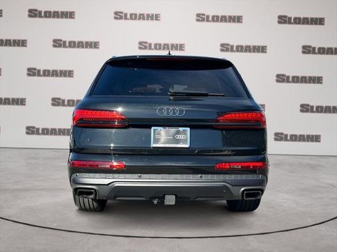 Certified 2025 Audi Q7 2.0T Premium Plus image 4