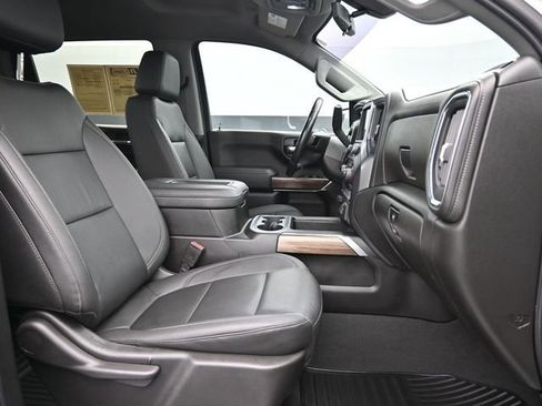 Used 2022 Chevrolet Silverado 1500 RST w/ Convenience Package II image 38