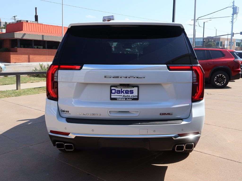 Certified 2026 GMC Yukon Denali w/ Denali Reserve Package AWD/4WD image 4