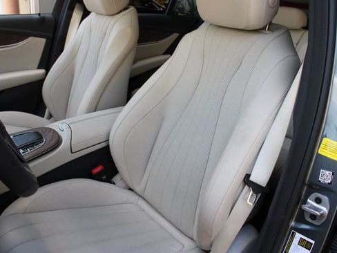Used 2023 Mercedes-Benz E 450 4MATIC Sedan w/ Premium Package image 10